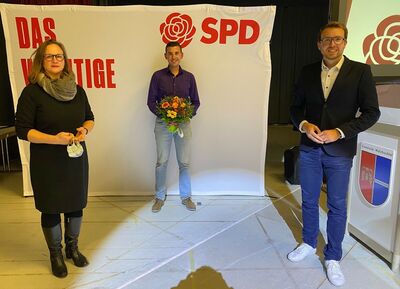 Patrick Diebold mit den SPD-Kreisvorsitzenden Alexandra Nohl und Christian Holzer